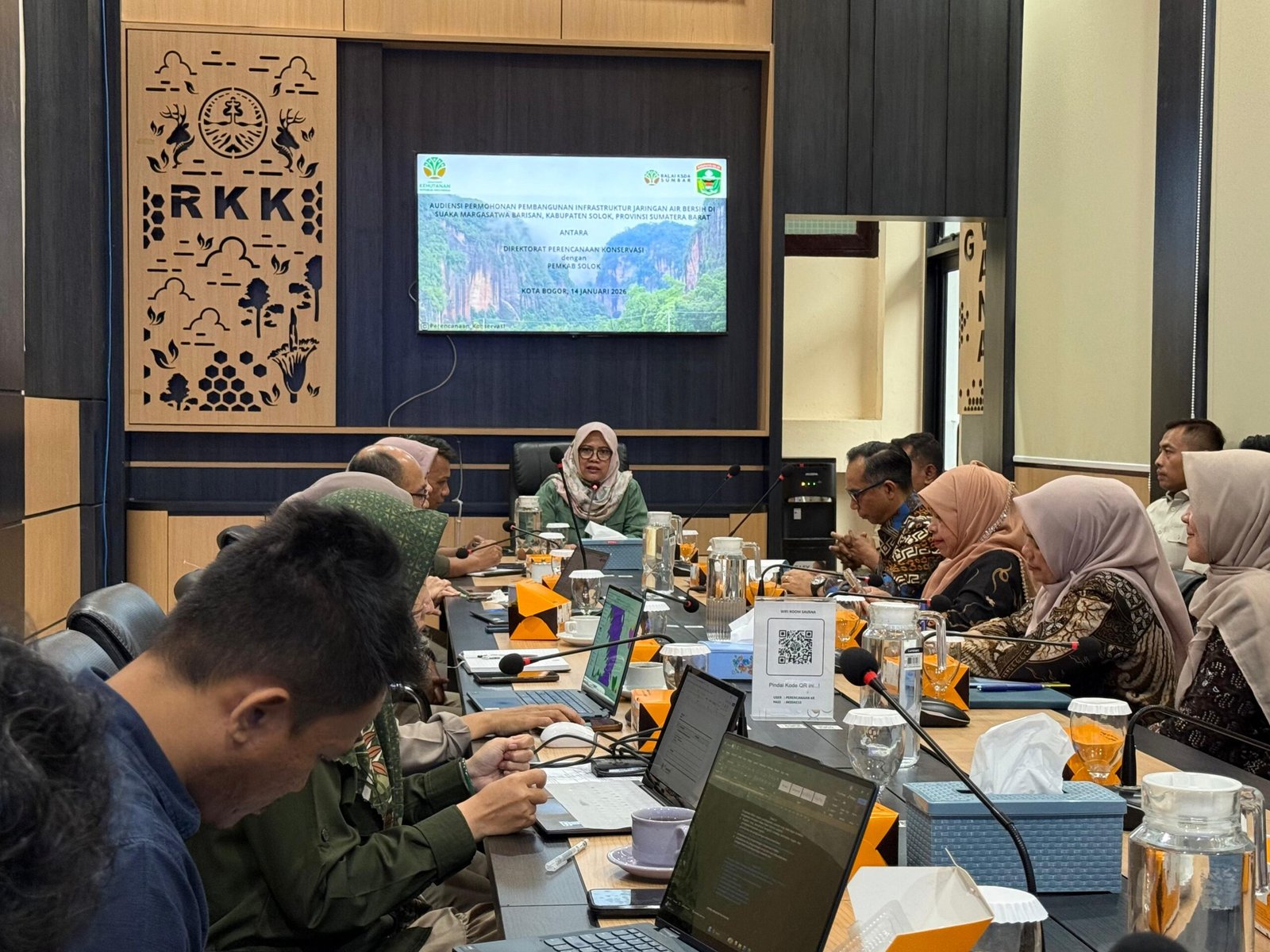 motion_photo_4647103384510833621