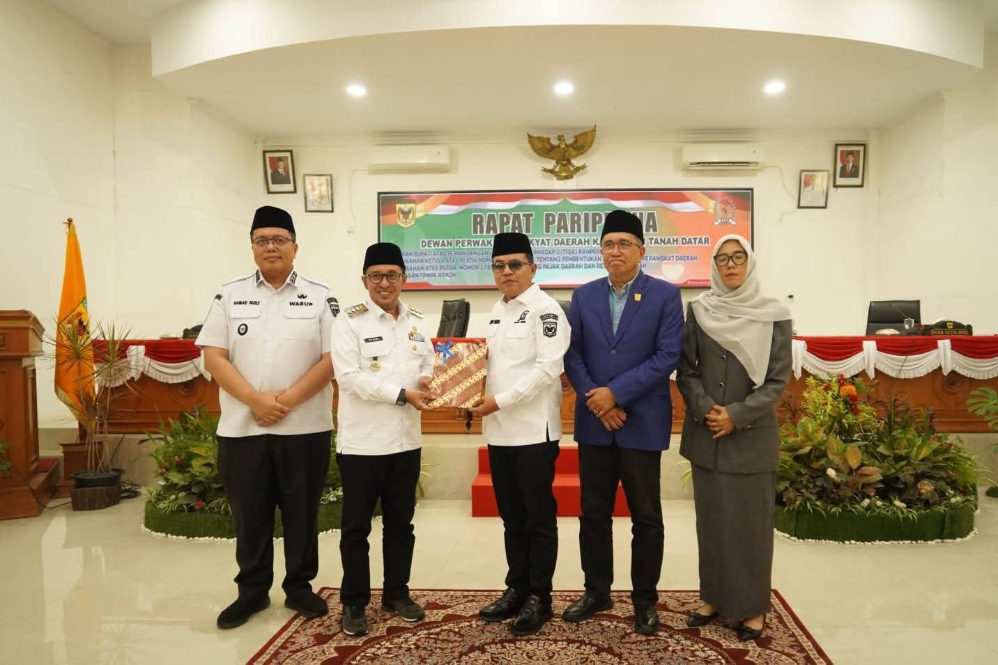 DPRD Gelar Rapat Paripurna Agenda  Jawaban Bupati atas Pandangan Umum Fraksi terhadap 3 Rancangan Peraturan Daerah (Ranperda)