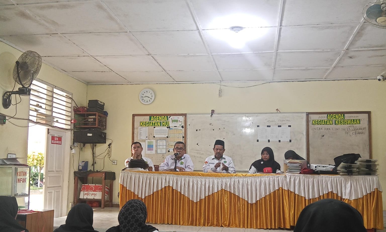 Digitalisasi Data Kepegawaian, MTsN Kota Solok Sosialisasikan SIMSDM Kemenag