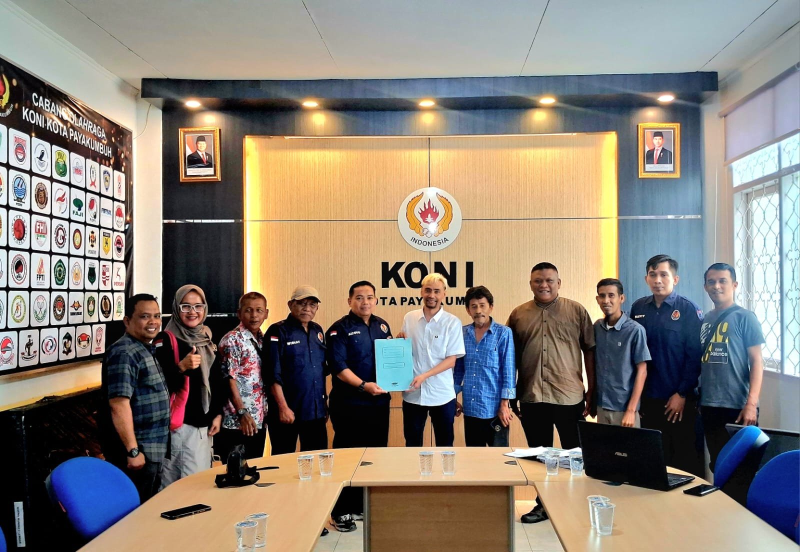 Bule Resmi Kembalikan Formulir, Tegaskan Kesiapan Bertarung di Pemilihan Ketua KONI Payakumbuh 2026–2030
