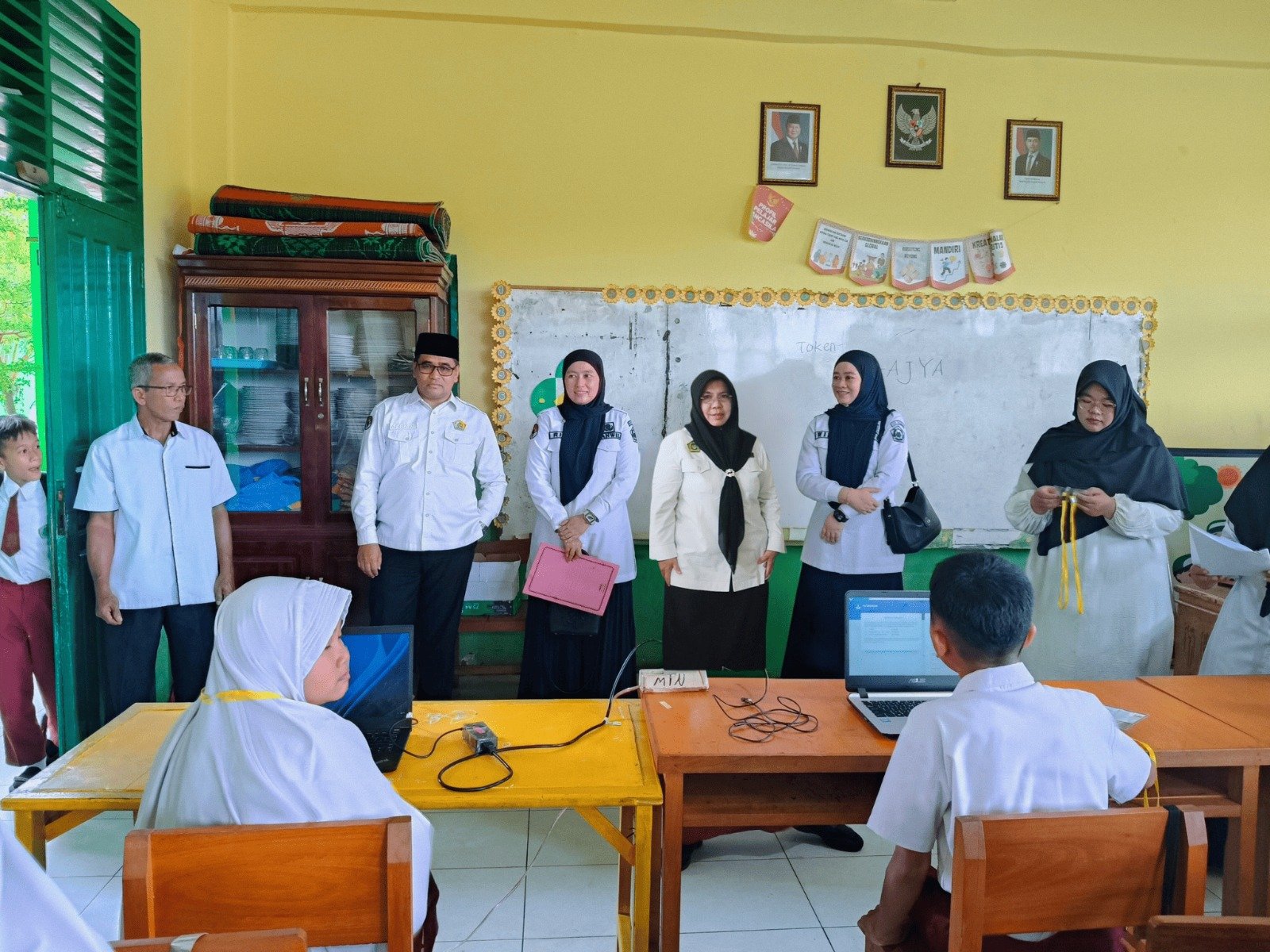 Gercep! Gangguan Teknis Tak Halangi Semangat 112 Siswa MIN Kota Solok Taklukkan TKA 2026