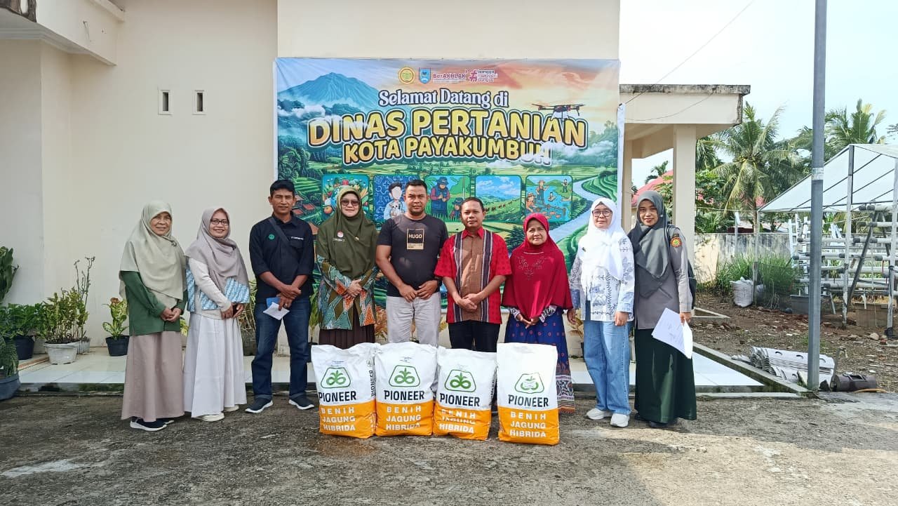 Zulmaeta Salurkan Bantuan Benih Jagung Unggul Guna Antisipasi Dampak Bencana Hidrometeorolgi