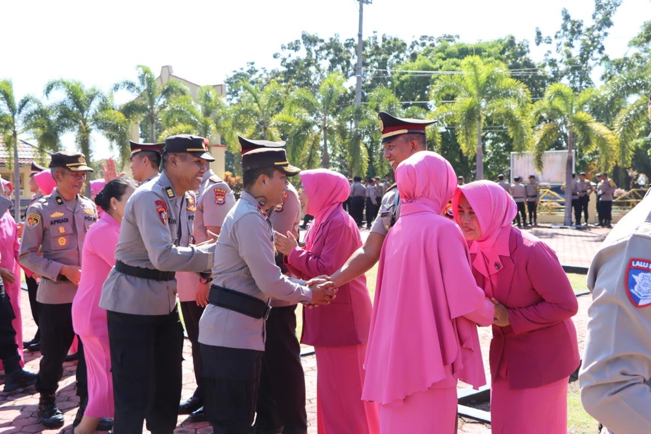 Kapolres Mukomuko Gelar Upacara Serah Terima Jabatan Kasat Reskrim, Kasi Propam, Kapolsek Ipuh dan Kapolsek V Koto