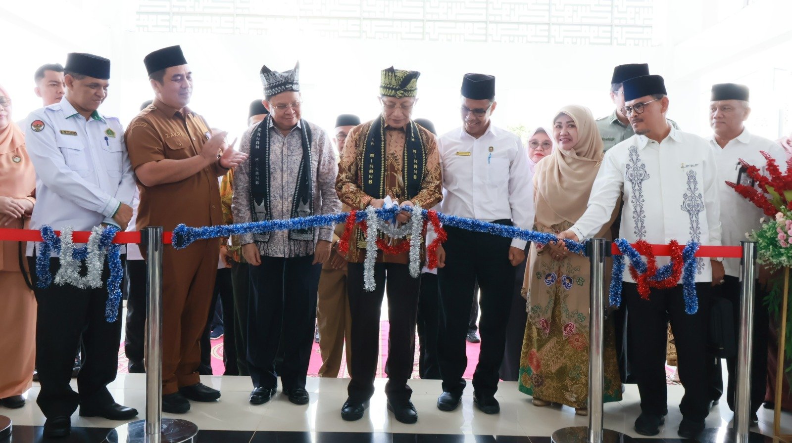 Menteri Agama Resmikan Gedung Kuliah Terpadu UIN MY Batusangkar, Perkuat Infrastruktur Akademik Modern