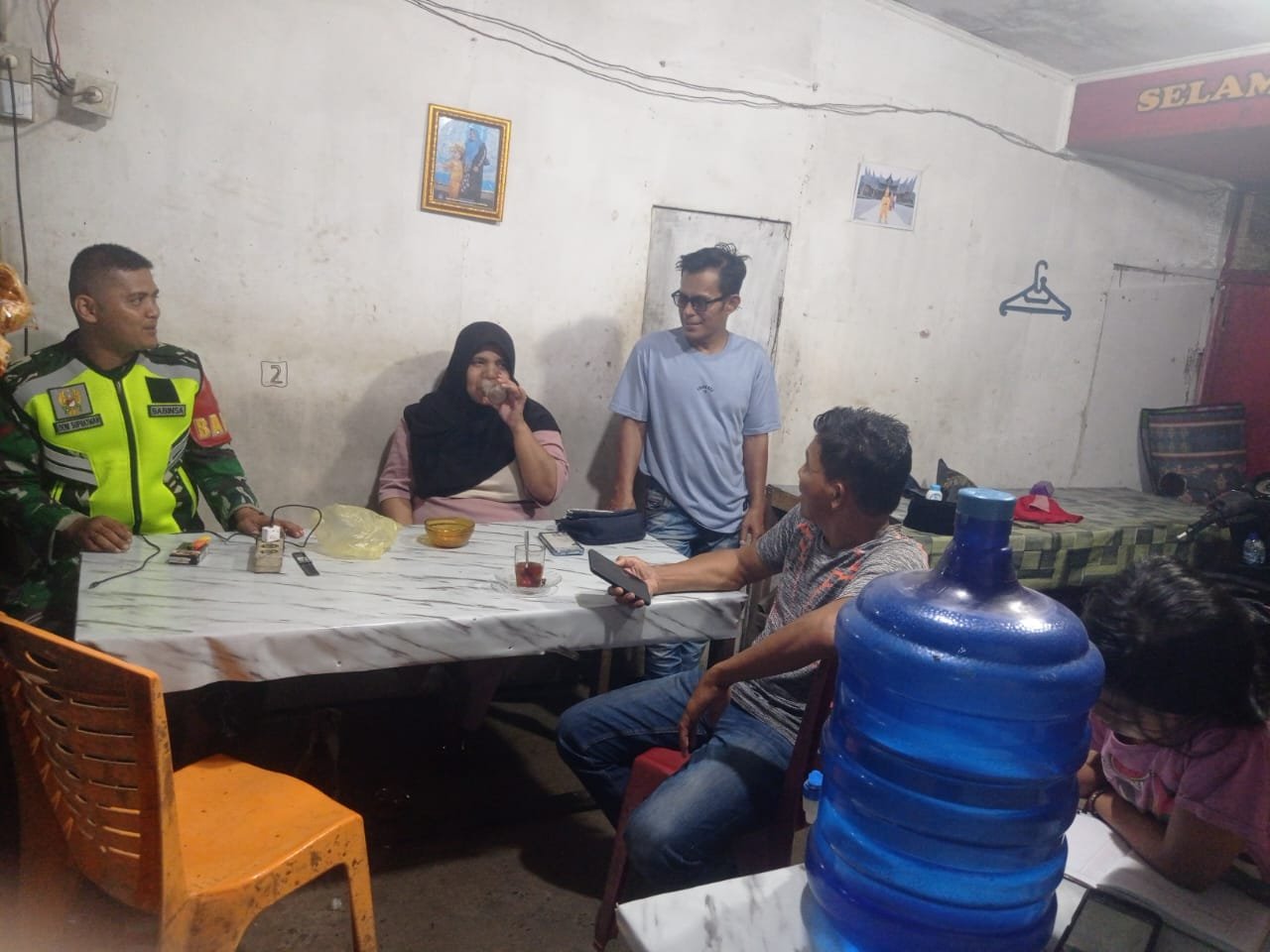 Babinsa Koramil 06/Sungayang Laksanakan Patroli Kolaborasi Bersama Tomas