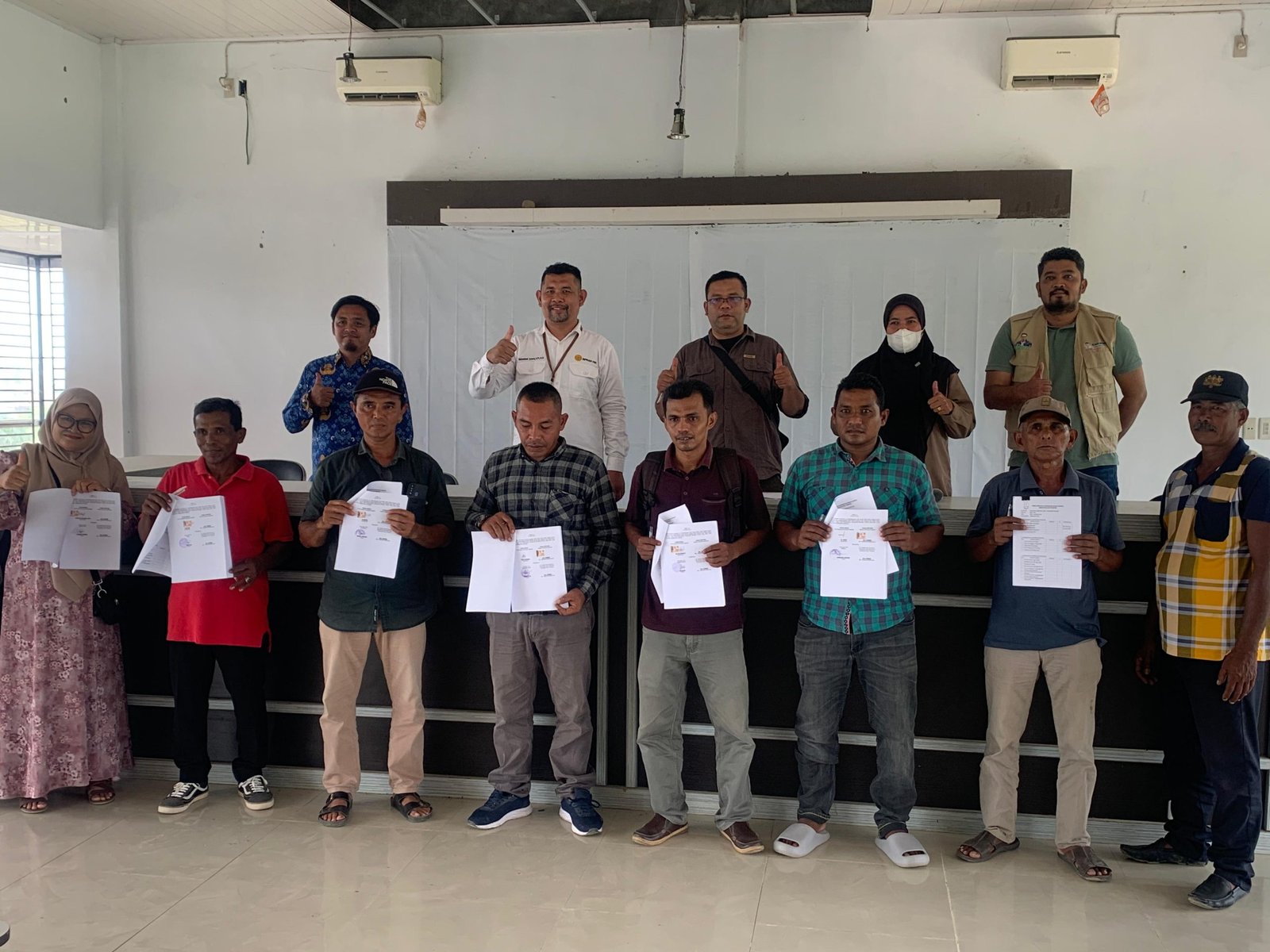 Tani Merdeka Aceh Tamiang Saksikan Penandatanganan Kontrak Rehab Sawah Rusak