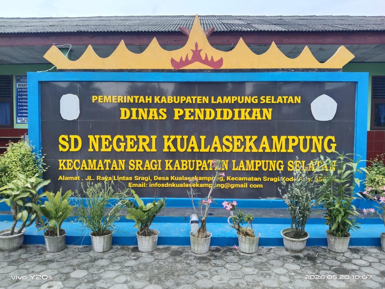 Kepala Sekolah SDN Kuala Sekampung Giyanto Tetap Berjuang Melayani, Masuk Sekolah Meski Tidak Penuh Waktu Karena Sedang Berobat