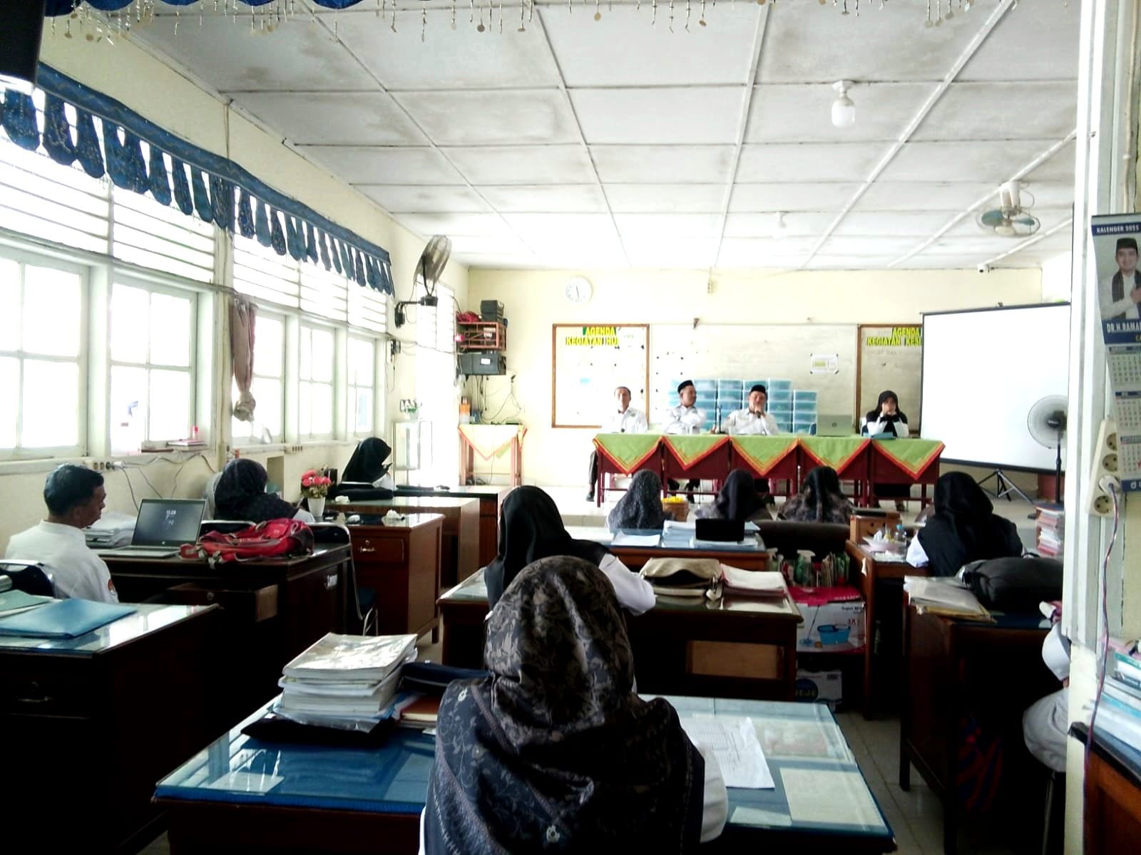 MTsN Kota Solok Gelar Rapat Evaluasi Zona Integritas, Siap Sukseskan Pilot Projek Tata Kelola Terbaik
