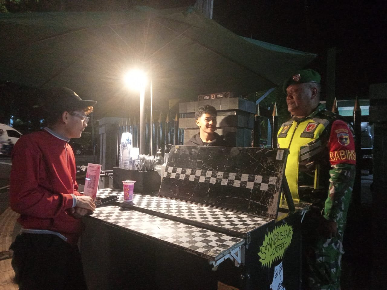 Babinsa Koramil 01/Padang Panjang Laksanakan Patroli Kolaborasi Bersama Tomas