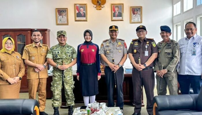 Dari Kota Serambi Mekkah ke Istana Negara, Ulya Kireina Harumkan Padang Panjang, Dandim 0307/Tanah Datar Titip Pesan Semangat dan Pengabdian
