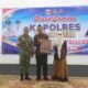 Perkuat Sinergi TNI-Polri-Adat, Danyon TP 951/Pandeka Marapi Hadiri Pisah Sambut Kapolres Tanah Datar dan Serahkan Cenderamata