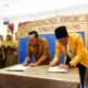 Pemkab Tanah Datar dan UNP Tanda Tangani MoU, Fasilitasi Praktik Mahasiswa Kedokteran di RSUD M. Ali Hanifah