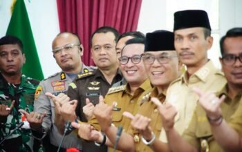 Bupati Tanah Datar Hadiri Rapat Kunjungan Kerja Spesifik Komisi II DPR RI