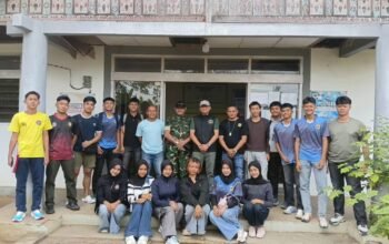 Wakil Ketua KONI Tanah Datar Lepas Atlet Karate Berlaga di Porprov Sumbar