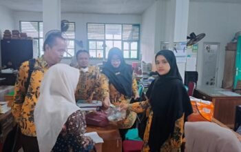 Wujud Nyata Penguatan Karakter, MIN Kota Solok Sukses Selaraskan Program “KARENA” demi Merajut Kepedulian Sosial